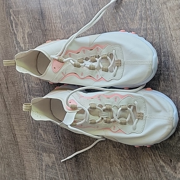 Nike React Size 9 - Picture 1 of 6